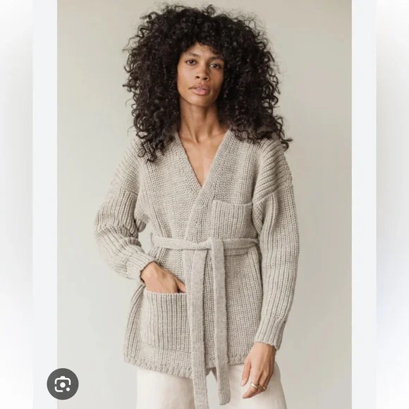 First Rite Jude Cardigan in Undyed Fog Size Small - Picture 2 of 14